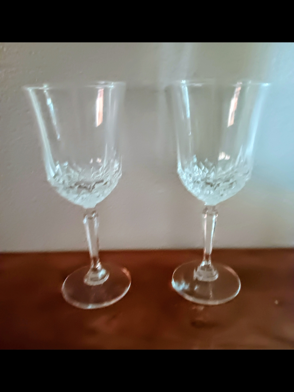Clear Crystal Wine Glasses - Set of 2